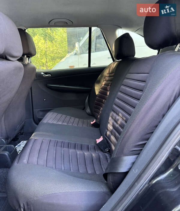 Универсал Skoda Fabia 2004 в Тернополе фото 16 Универсал Skoda Fabia 2004 в Тернополе