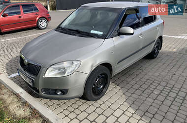 Хэтчбек Skoda Fabia 2007 в Львове
