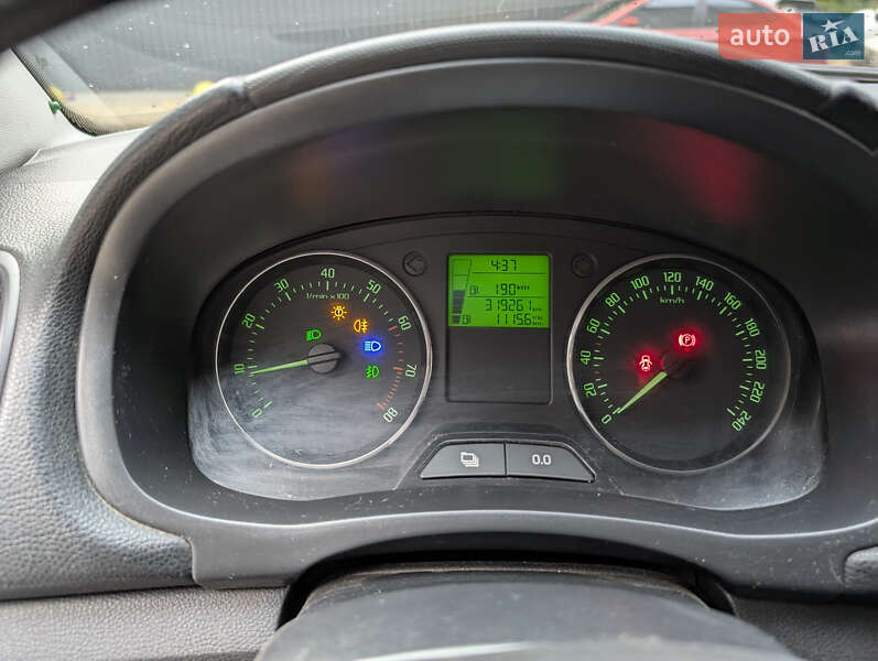 Хэтчбек Skoda Fabia 2014 в Киеве