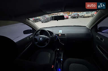 Хэтчбек Skoda Fabia 2006 в  фото 7 Хэтчбек Skoda Fabia 2006 в