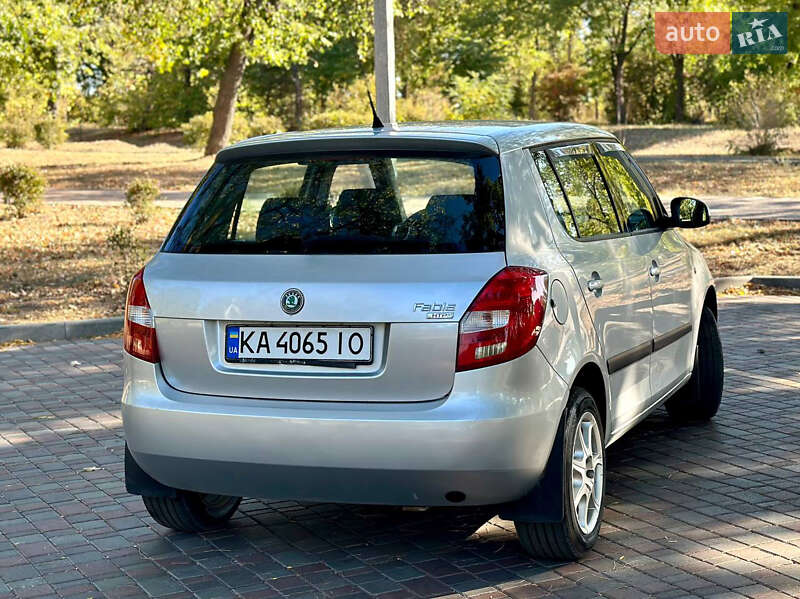 Хэтчбек Skoda Fabia 2007 в Кропивницком