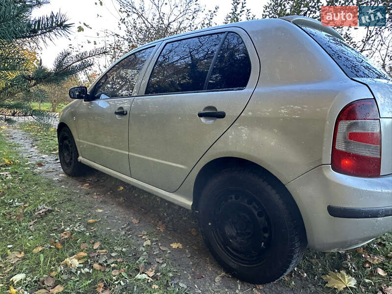 Хэтчбек Skoda Fabia 2007 в Львове фото 7 Хэтчбек Skoda Fabia 2007 в Львове