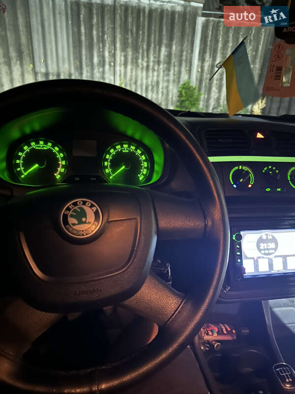 Универсал Skoda Fabia 2011 в Обаве