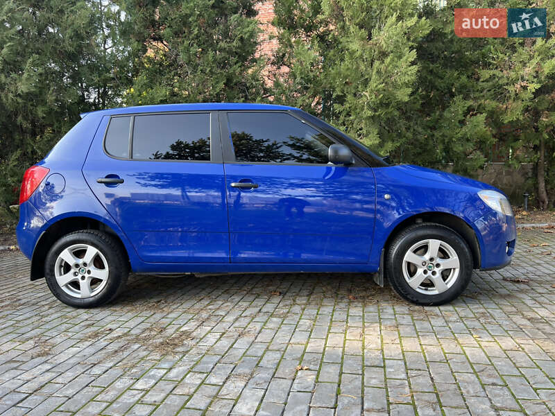 Хэтчбек Skoda Fabia 2008 в Харькове фото 2 Хэтчбек Skoda Fabia 2008 в Харькове