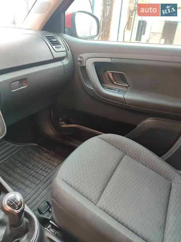 Skoda Fabia 2012 VIN TMBJM25J4D3068358 фото оголошення 6 з 38