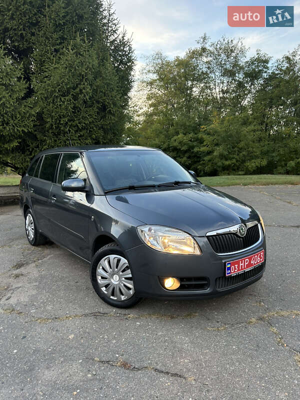 Skoda Fabia 2009 Skoda Fabia 2009