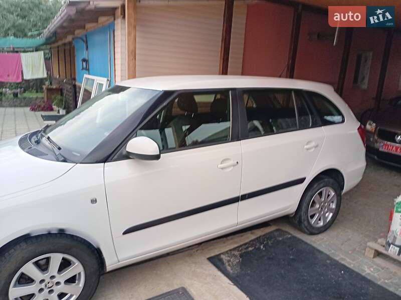 Універсал Skoda Fabia 2013 в Полтаві