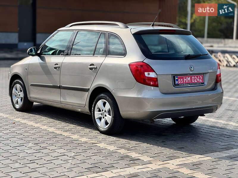 Универсал Skoda Fabia 2010 в Кривом Роге фото 5 Универсал Skoda Fabia 2010 в Кривом Роге