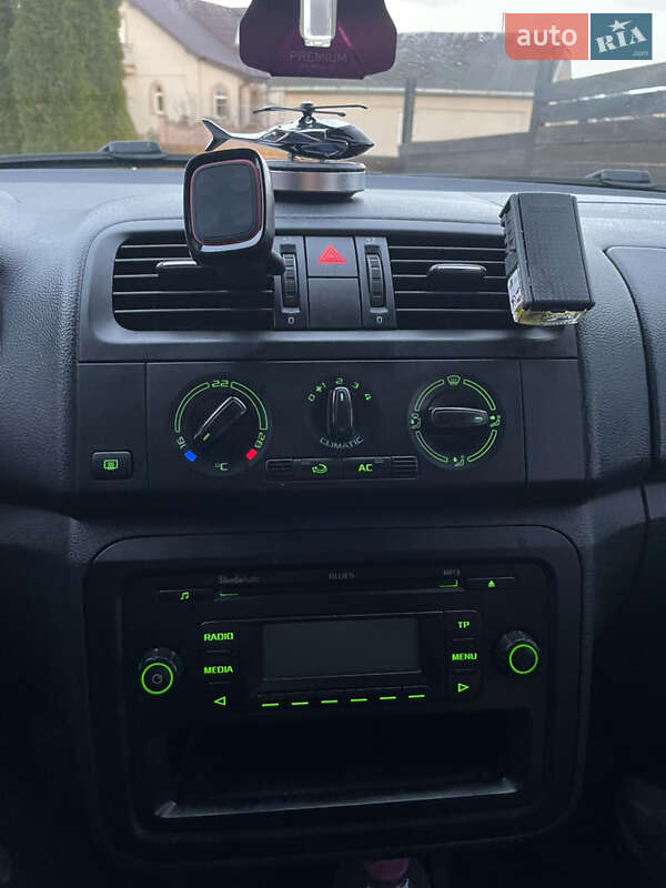 Хэтчбек Skoda Fabia 2010 в Ивано-Франковске