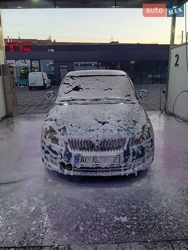 Универсал Skoda Fabia 2010 в Ужгороде