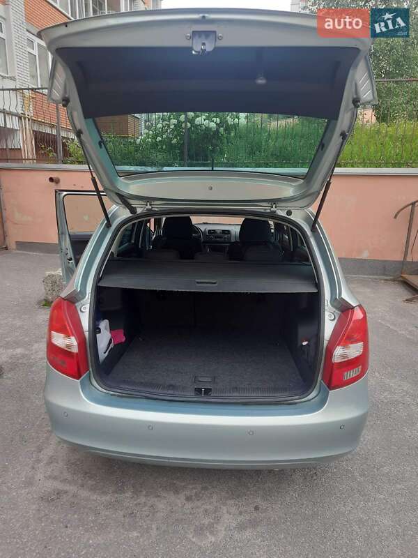 Універсал Skoda Fabia 2011 в Хмельницькому фото 3 Універсал Skoda Fabia 2011 в Хмельницькому