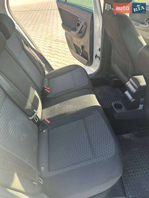 Універсал Skoda Fabia 2012 в Тячеві фото 3 Універсал Skoda Fabia 2012 в Тячеві