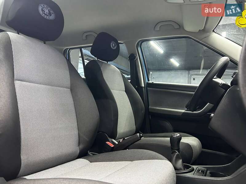 Хетчбек Skoda Fabia 2014 в Чернівцях фото 14 Хетчбек Skoda Fabia 2014 в Чернівцях
