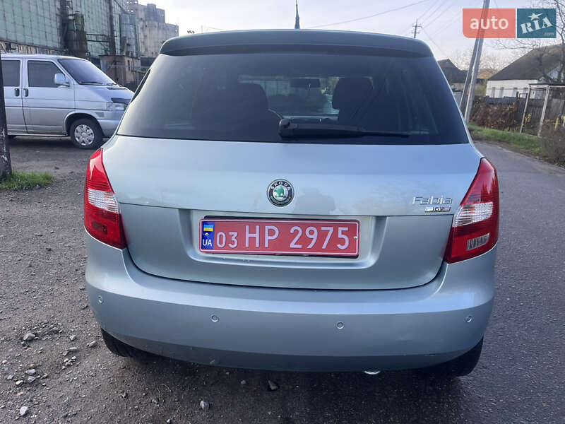 Хэтчбек Skoda Fabia 2010 в Ахтырке фото 15 Хэтчбек Skoda Fabia 2010 в Ахтырке