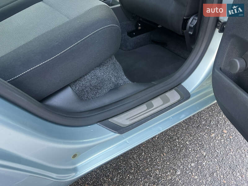 Хэтчбек Skoda Fabia 2010 в Ахтырке фото 45 Хэтчбек Skoda Fabia 2010 в Ахтырке