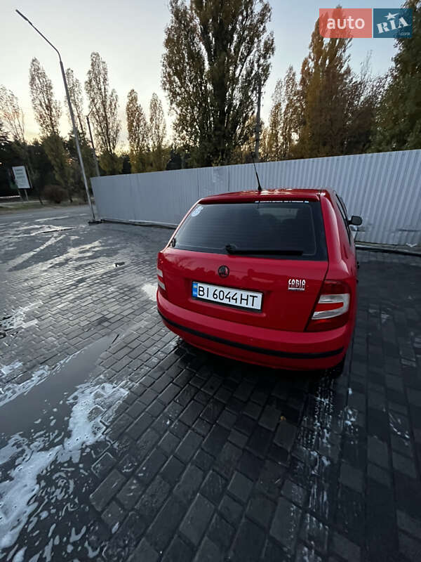 Хэтчбек Skoda Fabia 2006 в Кременчуге