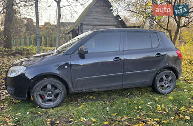 Хетчбек Skoda Fabia 2008 в Кролевці