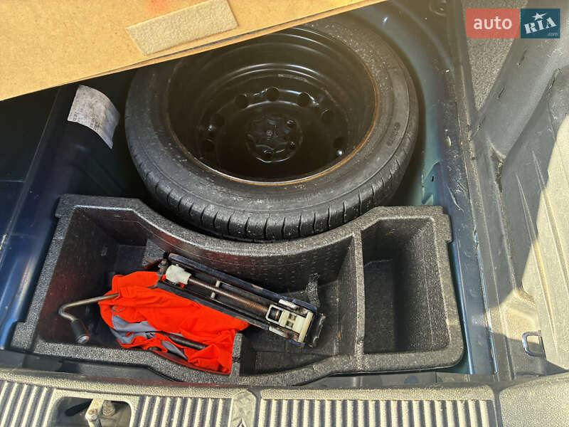 Универсал Skoda Fabia 2010 в Луцке фото 13 Универсал Skoda Fabia 2010 в Луцке