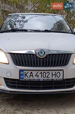 Хэтчбек Skoda Fabia 2012 в Киеве