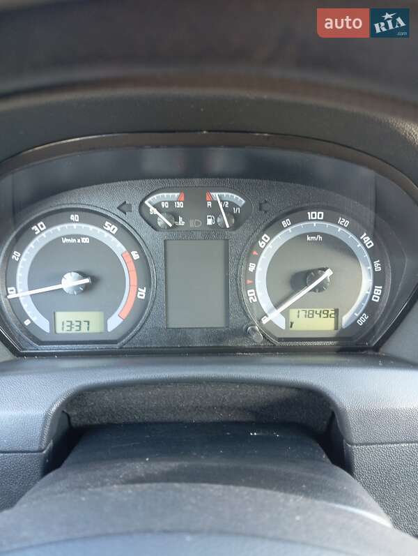 Универсал Skoda Fabia 2005 в Коломые фото 12 Универсал Skoda Fabia 2005 в Коломые