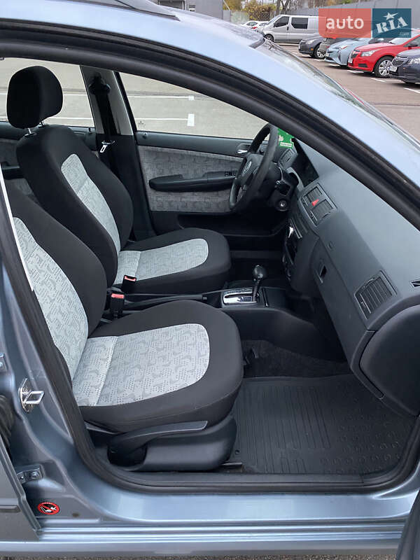 Універсал Skoda Fabia 2003 в Києві фото 40 Універсал Skoda Fabia 2003 в Києві