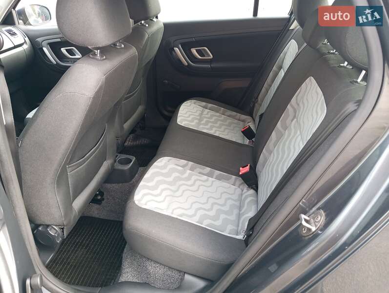 Універсал Skoda Fabia 2009 в Чернігові фото 25 Універсал Skoda Fabia 2009 в Чернігові