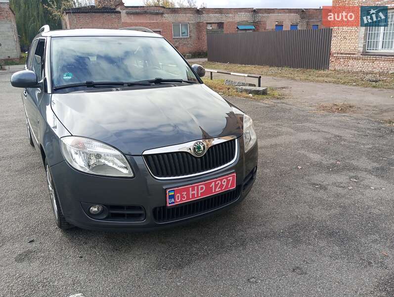 Універсал Skoda Fabia 2009 в Чернігові фото 4 Універсал Skoda Fabia 2009 в Чернігові