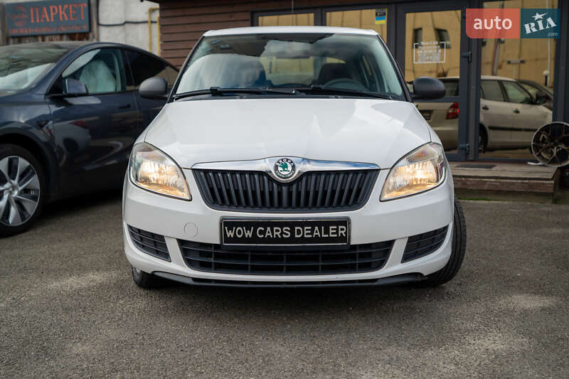 Хэтчбек Skoda Fabia 2011 в Киеве