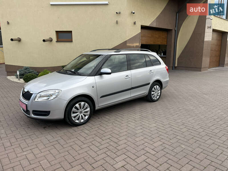 Универсал Skoda Fabia 2009 в Виноградове фото 2 Универсал Skoda Fabia 2009 в Виноградове