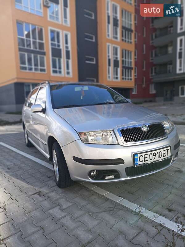 Хэтчбек Skoda Fabia 2007 в Черновцах