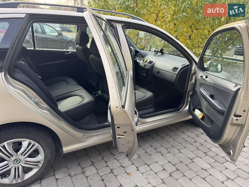 Универсал Skoda Fabia 2005 в Староконстантинове фото 9 Универсал Skoda Fabia 2005 в Староконстантинове