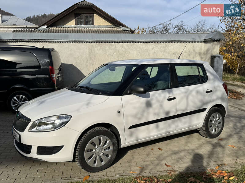 Хэтчбек Skoda Fabia 2010 в Вижнице фото 2 Хэтчбек Skoda Fabia 2010 в Вижнице