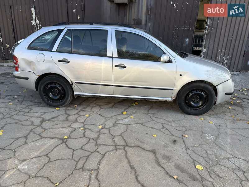 Универсал Skoda Fabia 2004 в Киеве фото 4 Универсал Skoda Fabia 2004 в Киеве