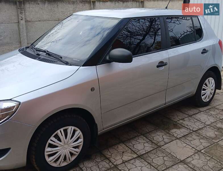 Хэтчбек Skoda Fabia 2011 в Сумах фото 2 Хэтчбек Skoda Fabia 2011 в Сумах