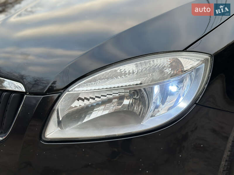 Хэтчбек Skoda Fabia 2007 в Харькове