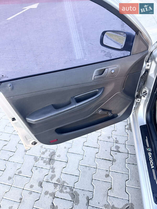 Хэтчбек Skoda Fabia 2006 в Тернополе фото 10 Хэтчбек Skoda Fabia 2006 в Тернополе