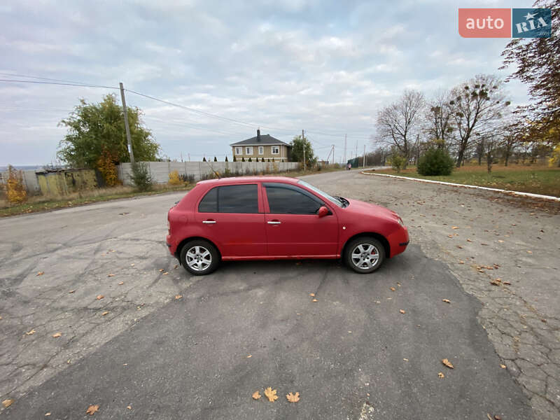 Хэтчбек Skoda Fabia 2004 в Харькове фото 3 Хэтчбек Skoda Fabia 2004 в Харькове
