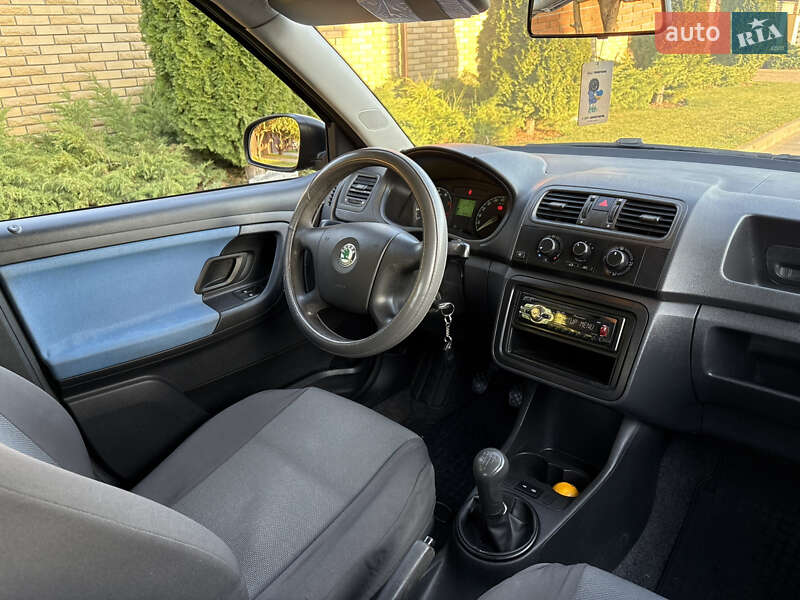Хэтчбек Skoda Fabia 2008 в Киеве