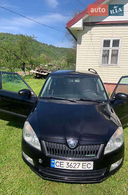Універсал Skoda Fabia 2011 в Чернівцях
