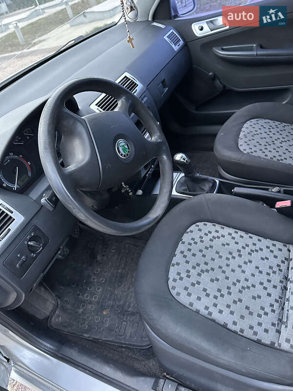 Хетчбек Skoda Fabia 2004 в Первомайську