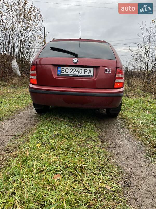 Универсал Skoda Fabia 2007 в Верхнем Синевидном