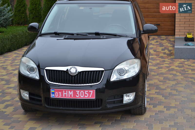 Хэтчбек Skoda Fabia 2008 в Киеве