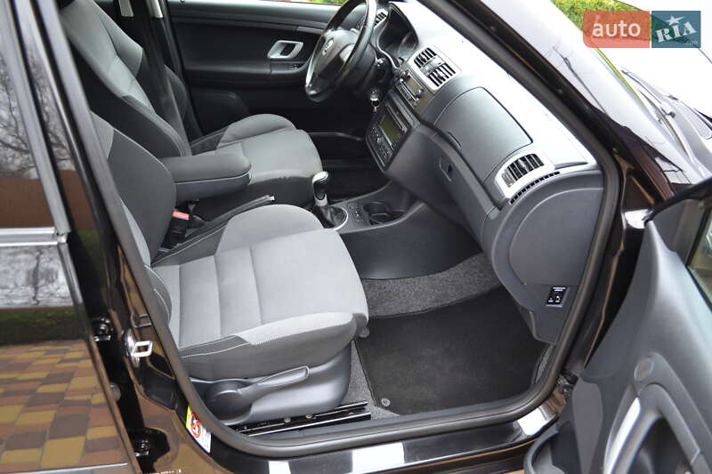 Хэтчбек Skoda Fabia 2008 в Киеве