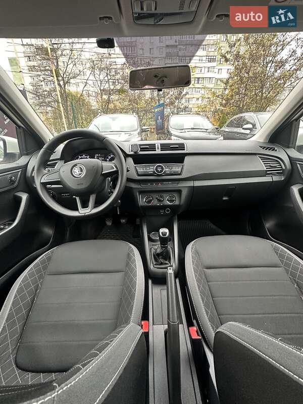 Хэтчбек Skoda Fabia 2019 в Сумах