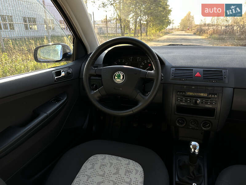 Универсал Skoda Fabia 2004 в Шостке