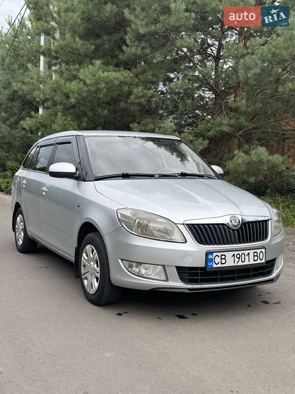Skoda Fabia 2011 Skoda Fabia 2011