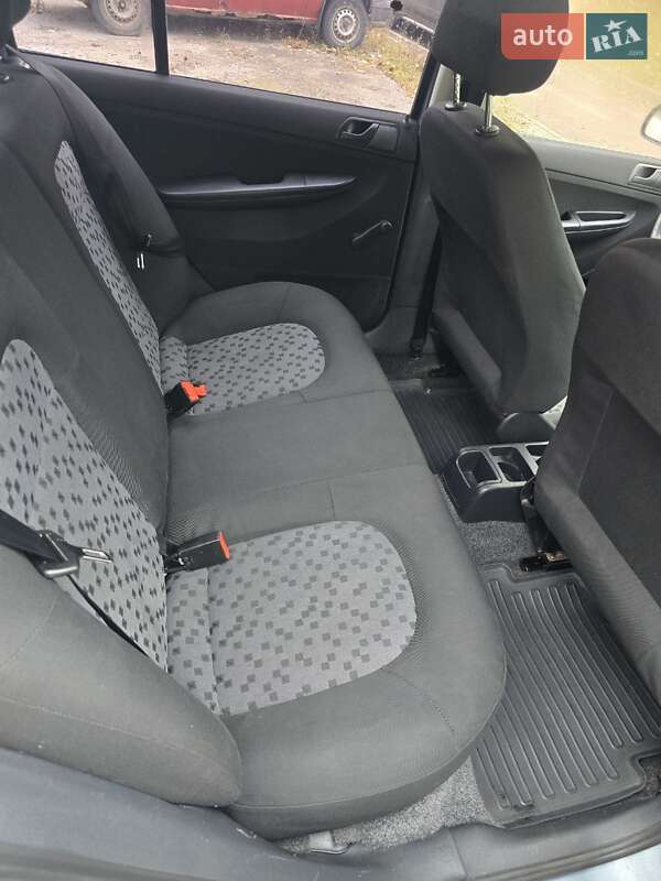 Хетчбек Skoda Fabia 2005 в Харкові