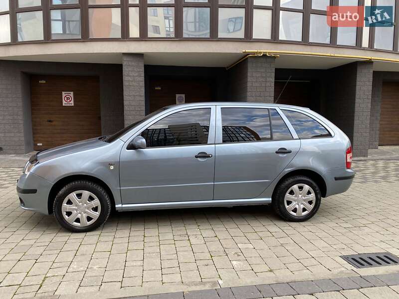 Универсал Skoda Fabia 2005 в Ивано-Франковске
