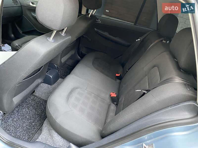 Универсал Skoda Fabia 2005 в Ивано-Франковске