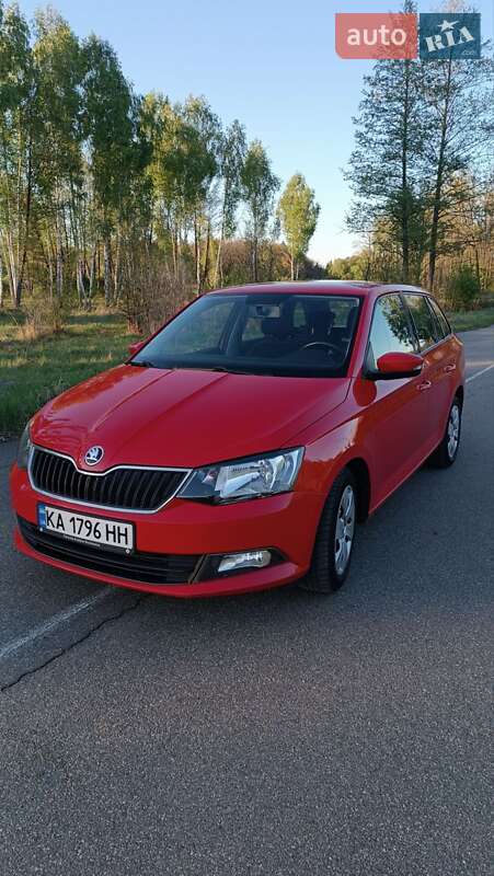 Универсал Skoda Fabia 2015 в Киеве фото Универсал Skoda Fabia 2015 в Киеве
